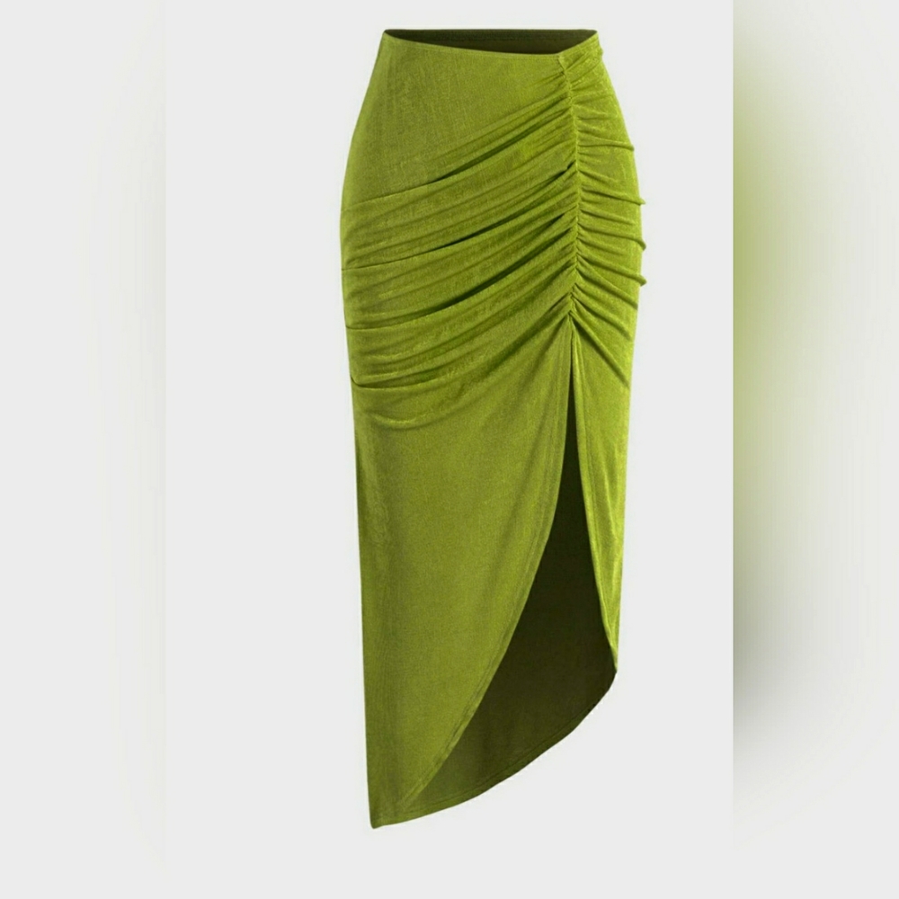 Bright green rouched midi skirt size small